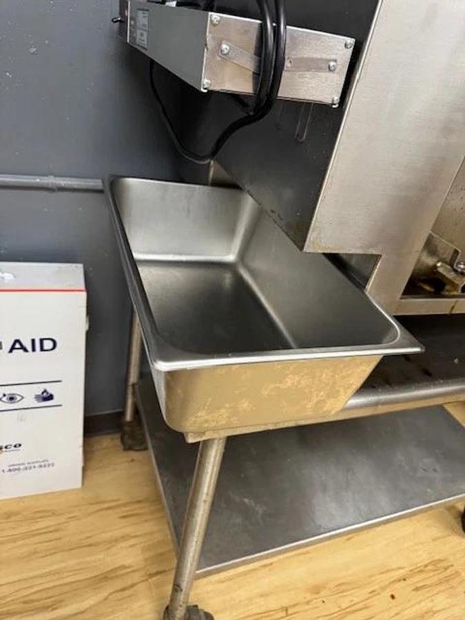 Used DUAL BASKET - AUTOFRY 1 Phase MTI-40C Ventless Deep Fryer with dual heat lamps