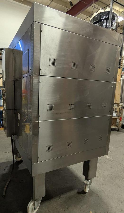 Used Doyon 2T3 Triple Deck Artisan Stone Electric Deck Oven