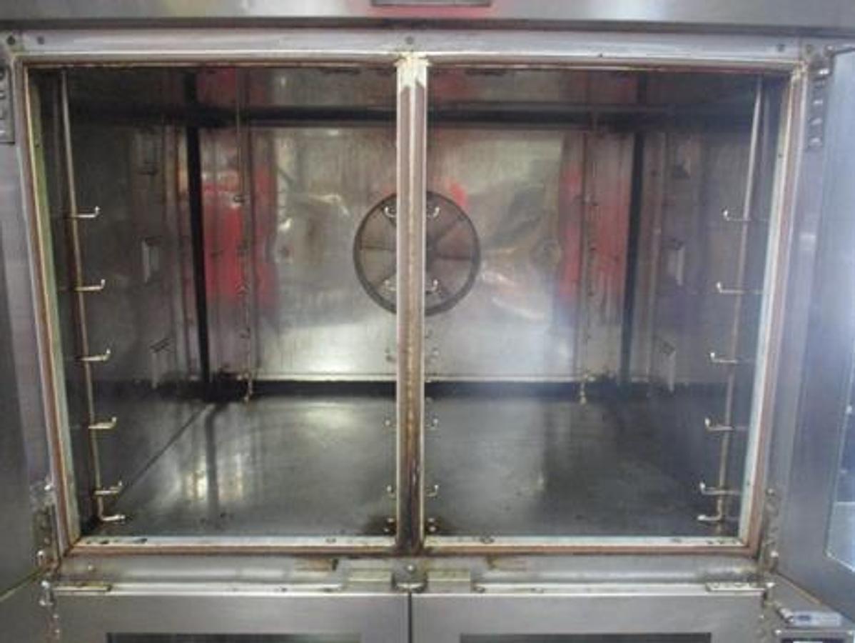 Used Doyon JA 20 Convection oven - 20 pan capacity