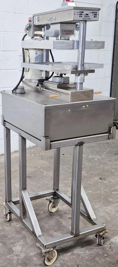 Used Comtec 2200 semi automatic pie press with 11" die set Pie Crust Dough Pumkin