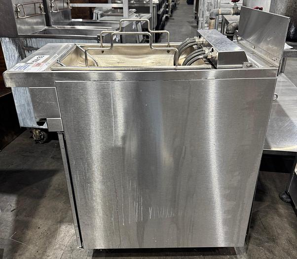 Refurbished GARLAND S18SF  30LB ELECTRIC DEEP FRYER COMMERCIAL STAINLESS