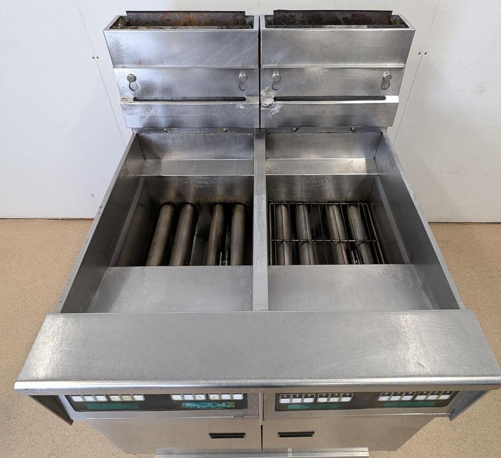 Used Pitco SG14 JS Dual Fryer With Filtration System