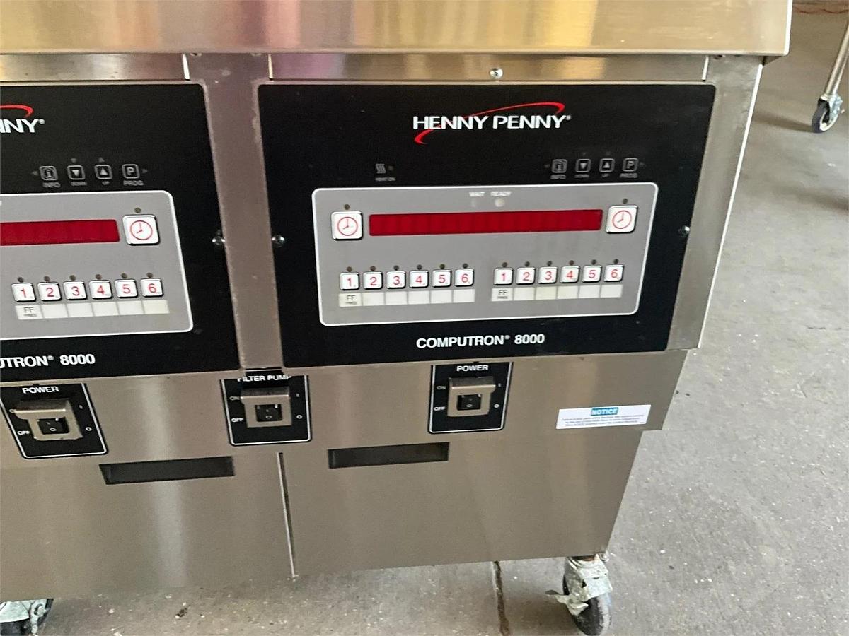 Used Henny Penny gas double fryer with built in filter- Computron 8000 - like new - wow price!!!!!