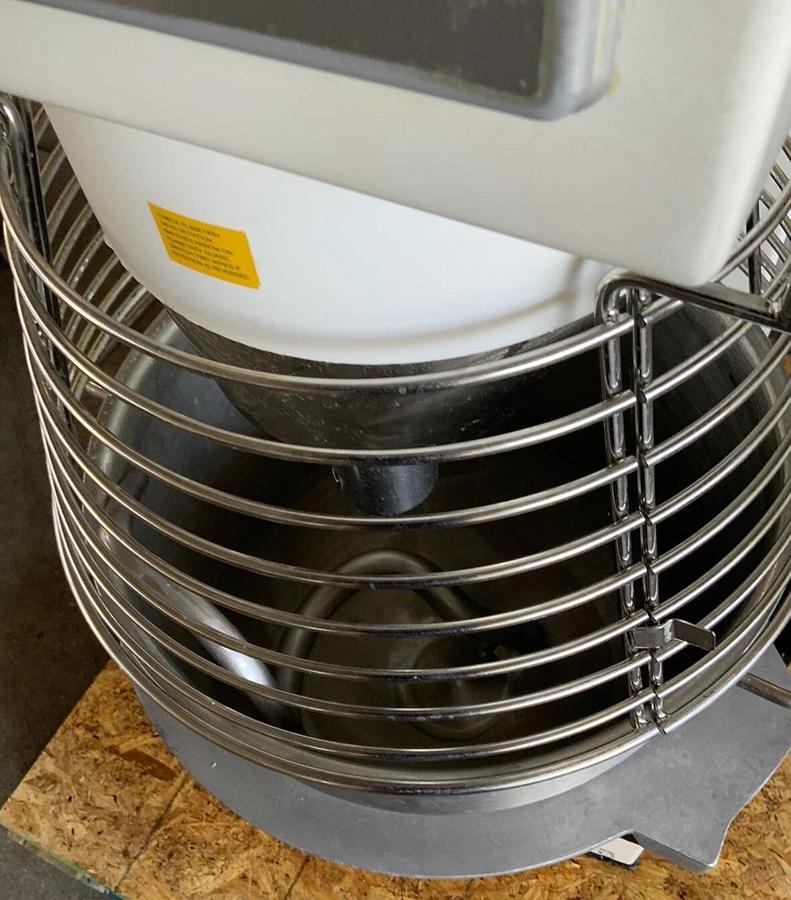 Used Varimixer 60qt Dough mixer V60P Pizza bakery Hobart restaurant Bowl guard