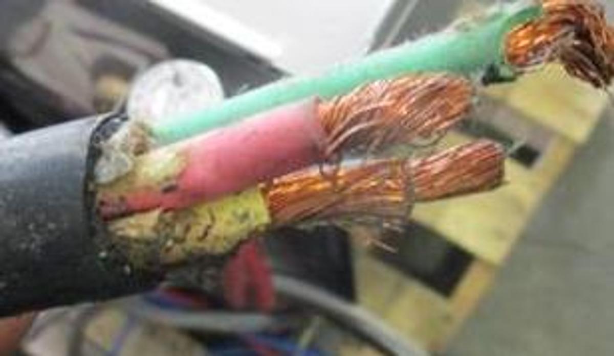 Used Hobart Model LXEH High Temp Stainless Steel Undercounter Dish Washer,