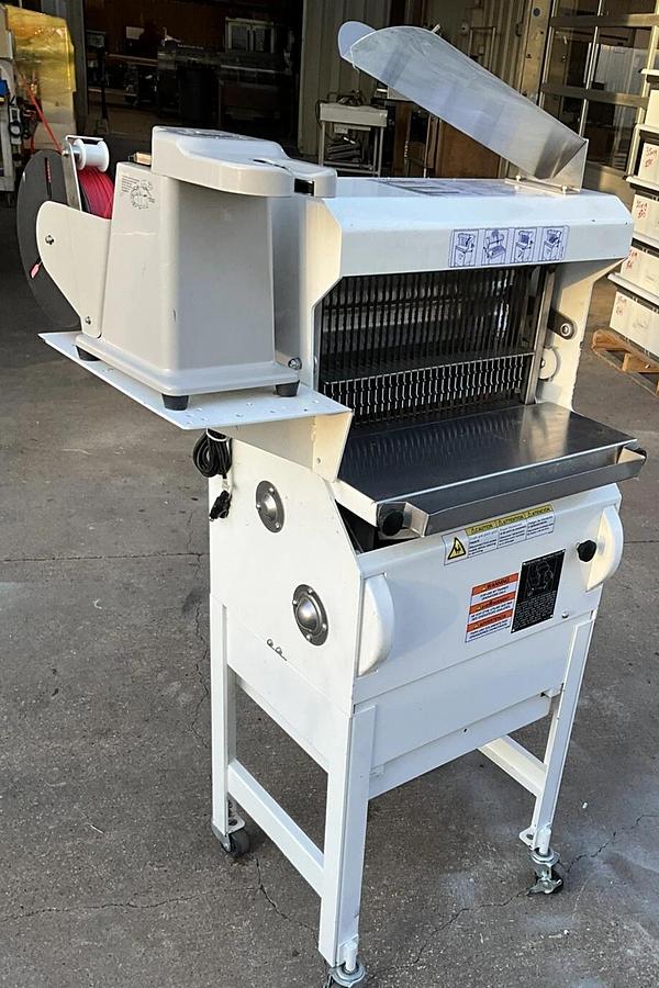 Used 2019 Oliver Bakery Bread Slicer 777-NT with zip tie bag sealer Artisan Bread