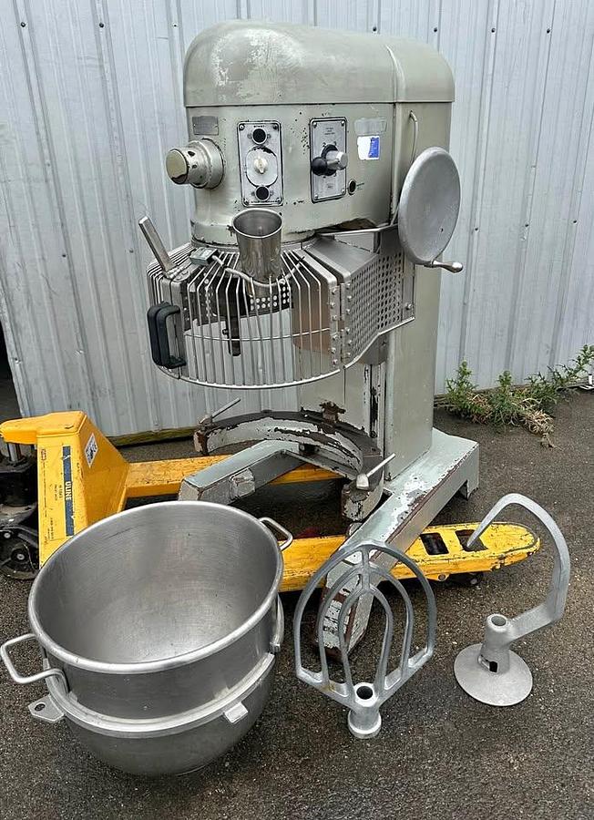 Used Hobart H-600T 60 Quart Mixer w/ Safety Bowl Guard. 230V, 1 Phase
