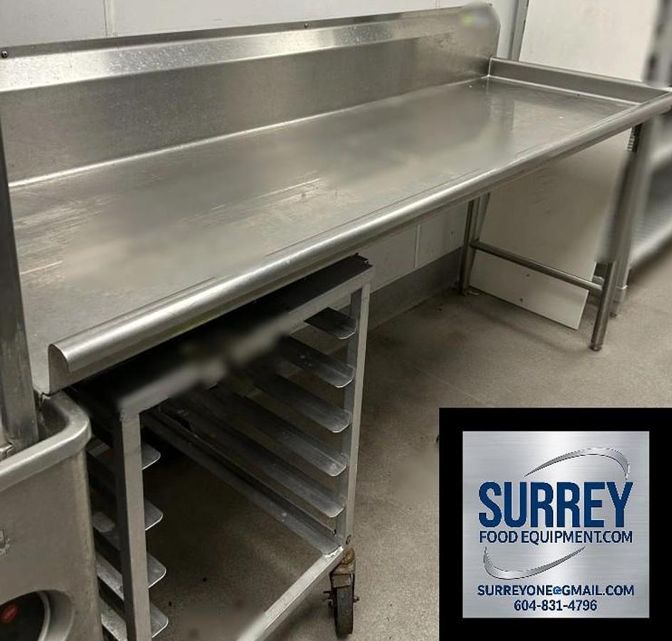 Used 2020 HOBART AM15VLT COMMERCIAL PANWASHER W/ IN AND OUT TABLE