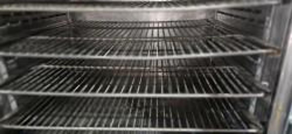 Used Southern Pride Electric Smoker Clean Inside 8 Rack Capacity SC-600SM