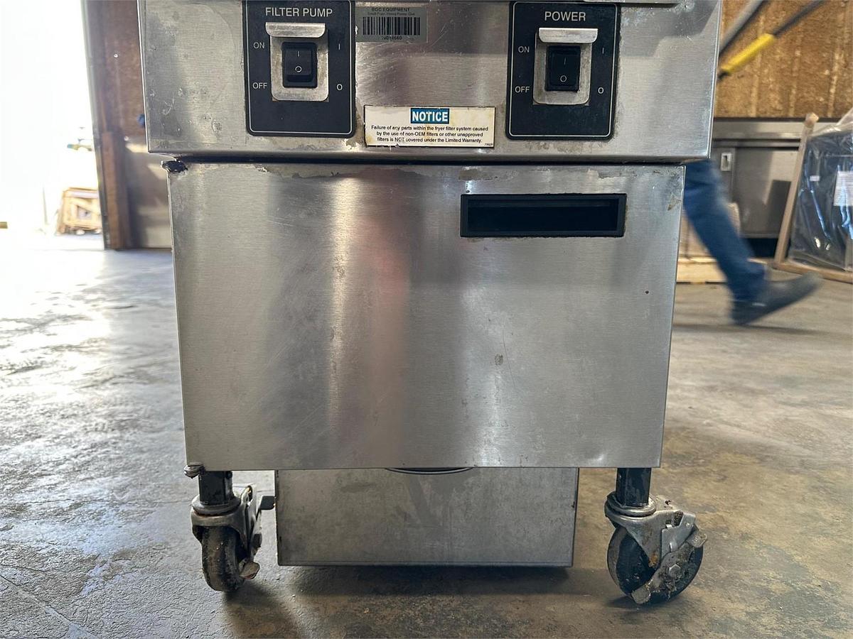 Used Henny Penny Commercial Gas Fryer