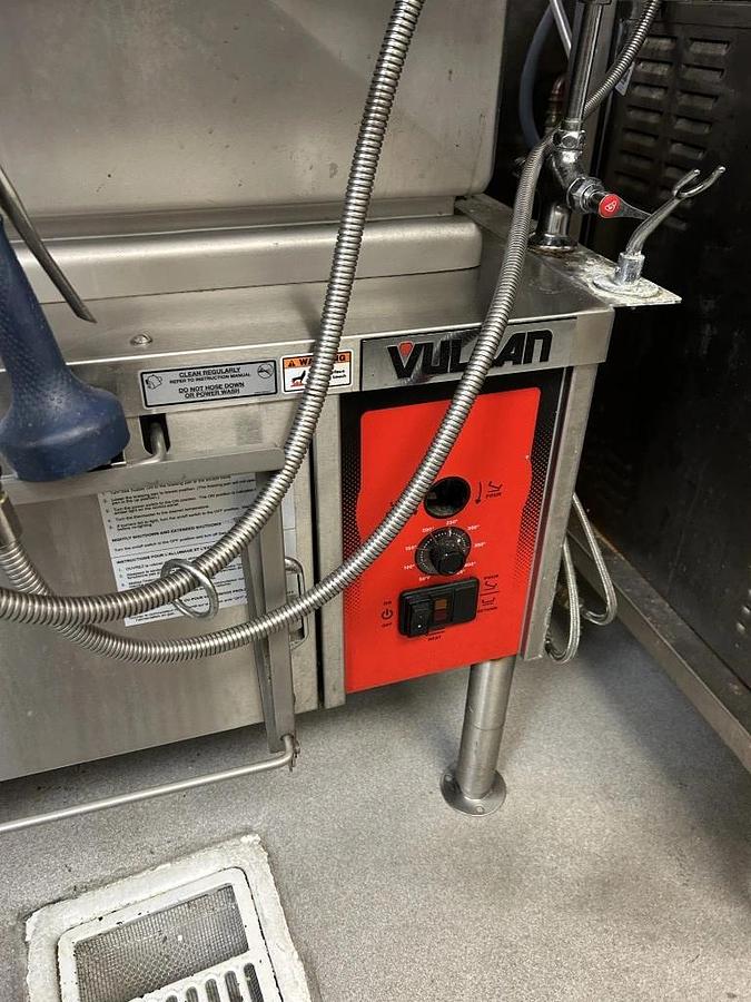 Used 2020 VULCAN VG30 NATURAL GAS TILT SKILLET