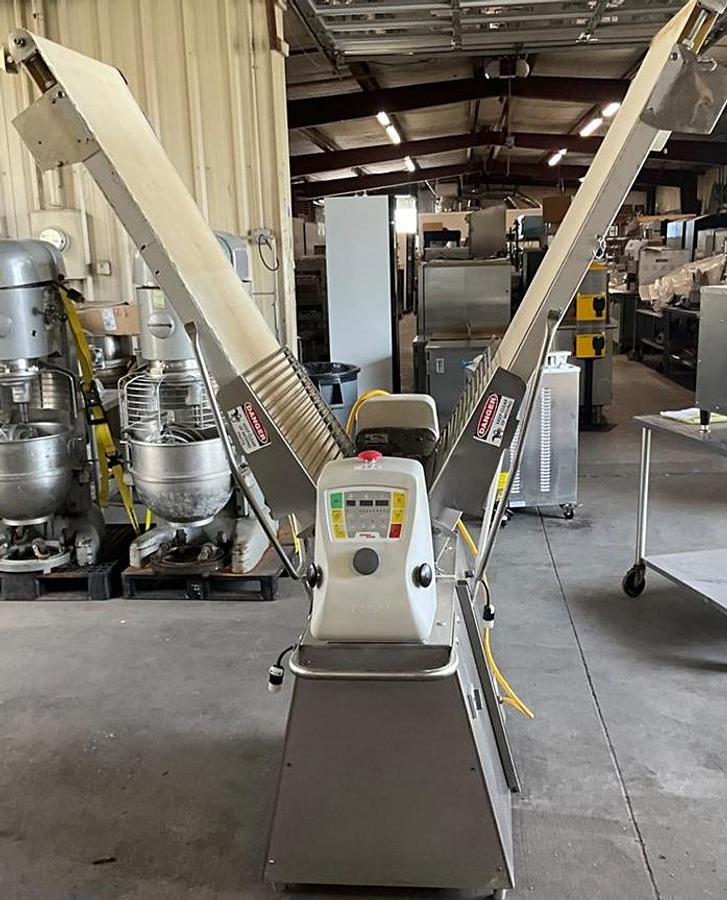 Used Rondo SFS611 butterfly laminator sheeter