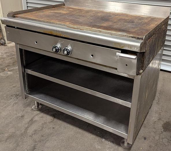 Refurbished Quest 42" Gas Flat Griddle