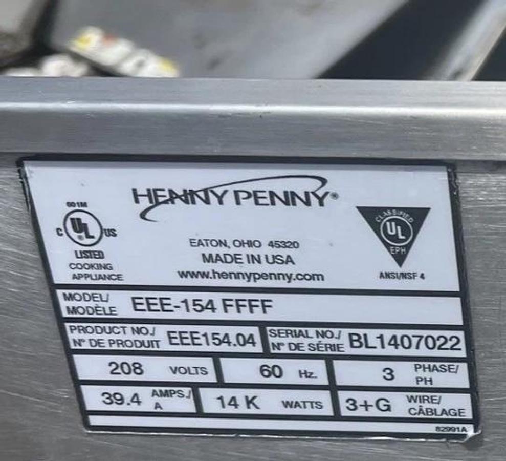 Used Henny Penny 4 Well Electric Fryer with Oil Filtration System BEAUTIFUL SHAPE! Model EEE-154 FFFF