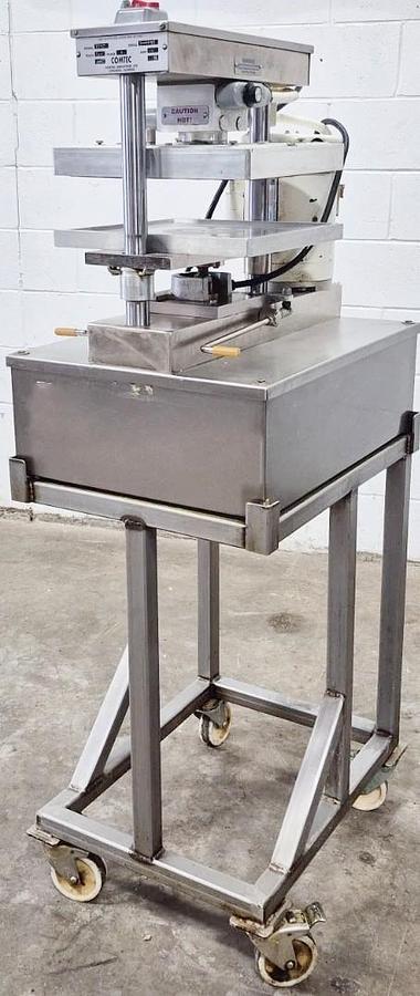 Used Comtec 2200 semi automatic pie press with 11" die set Pie Crust Dough Pumkin