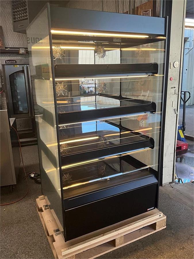 Used New Flexeserve Zone 4 heated display 1000 Square - 4 Available - BRAND NEW 