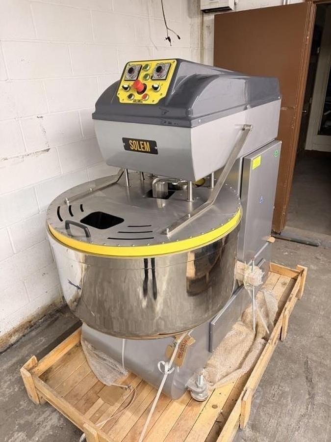 Used BRAND NEW - SOLEM 200 QT SPIRAL MIXER 