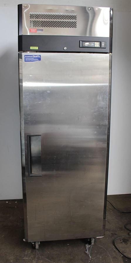urbo Air M3F24-1-N 21.7 cu ft 1 Door Reach-In Top Mount Freezer - Scratch & Dent - SEE VIDEO
