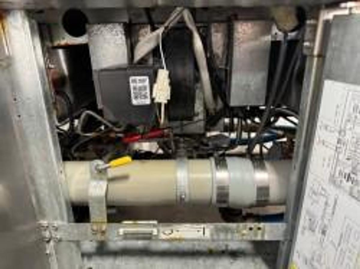 Refurbished Frymaster Gas 3 Bay Fryer W Filtration from School 50lb FMPH355SC