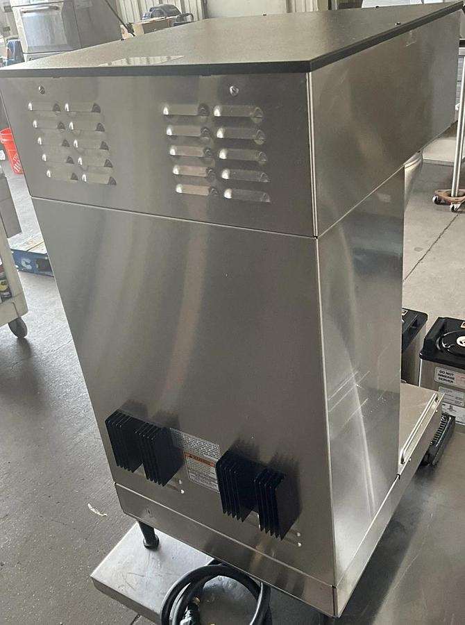 Used 2023 Bunn dual coffee brewer Dual SHDBC Dual SH DBC Soft Heat Server