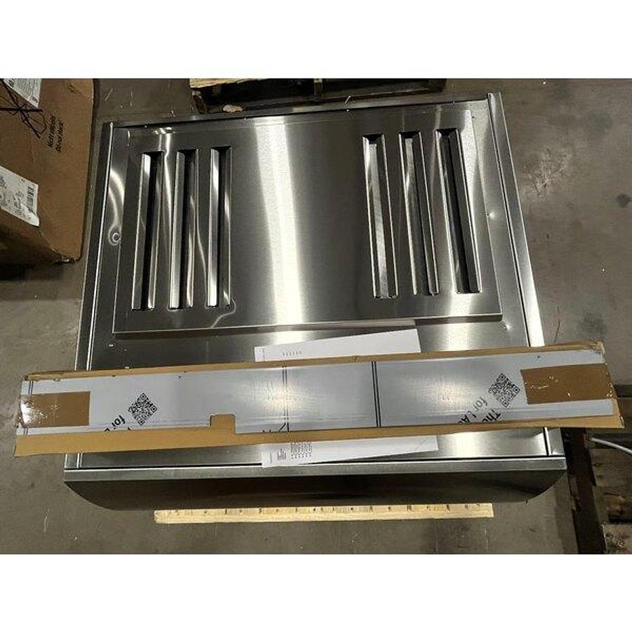 Used Scratch and Dent Rational iCombi Classic 10 Pan Half-Size Electric Combi Oven with Stand and Ventless Condensation Hood - 18.9kW
