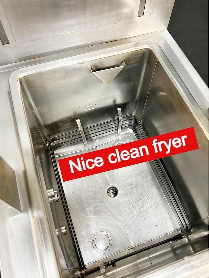 Used Henny Penny Velocity Series Electric  Pressure Fryer