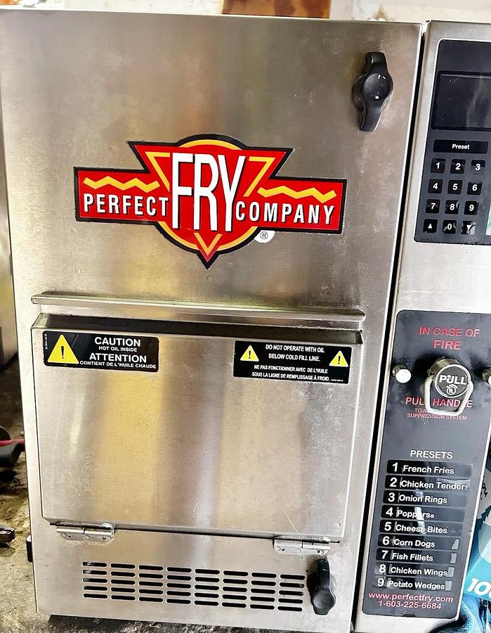 Used Perfect Fry Company Pfc187 Ventless Hoodless Countertop Deep Fryer 120 Volt