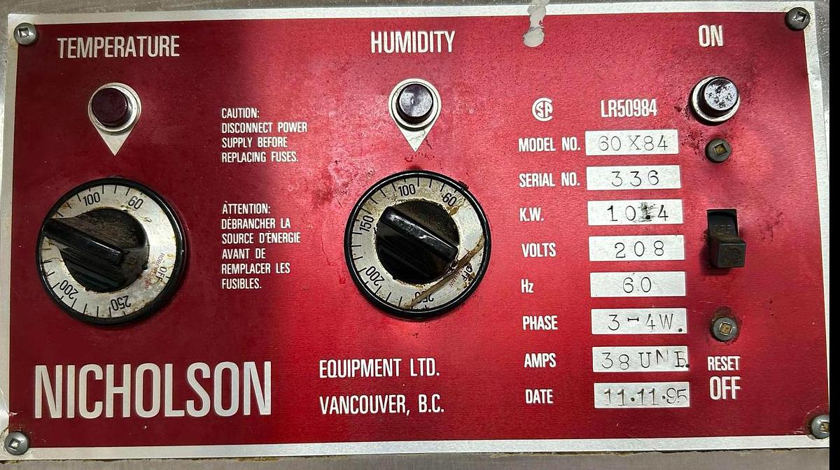 Used Roll in Proofer - hold 6  bun pan carts  -SEE VIDEO