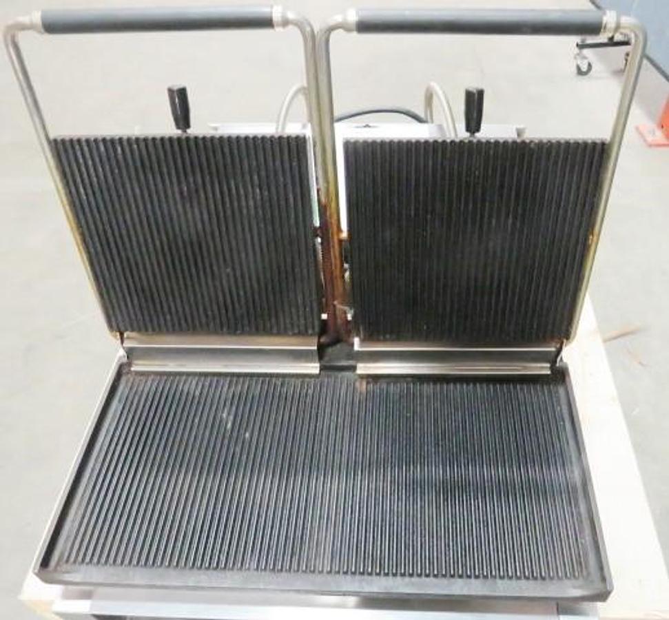Used Sodir Stainless Steel Double Press Grill 4 available