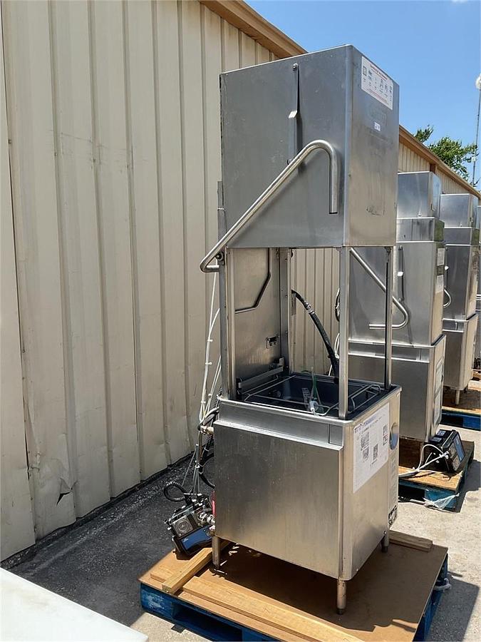 Used Ventless Hobart High Temp Door Type Dishwasher - Hobart AM 15 SVLT