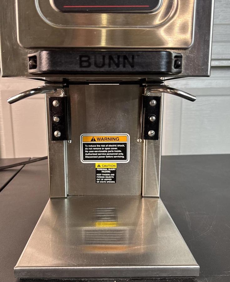Used BUNN G9-2T DBC - Dual Portion Control Coffee Grinder - HAS TWO HOPPERS