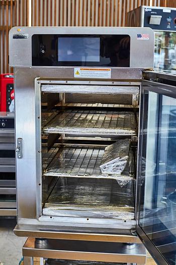 Refurbished Alto-Shaam VMC-H3H Countertop Cook Oven -buy or rent $20.27 per day