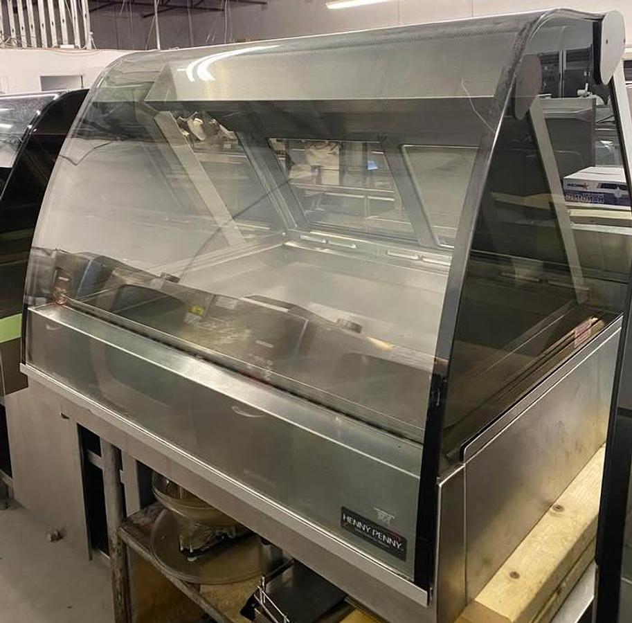 Used Henny Penny HMR-103 Heated Merchandiser