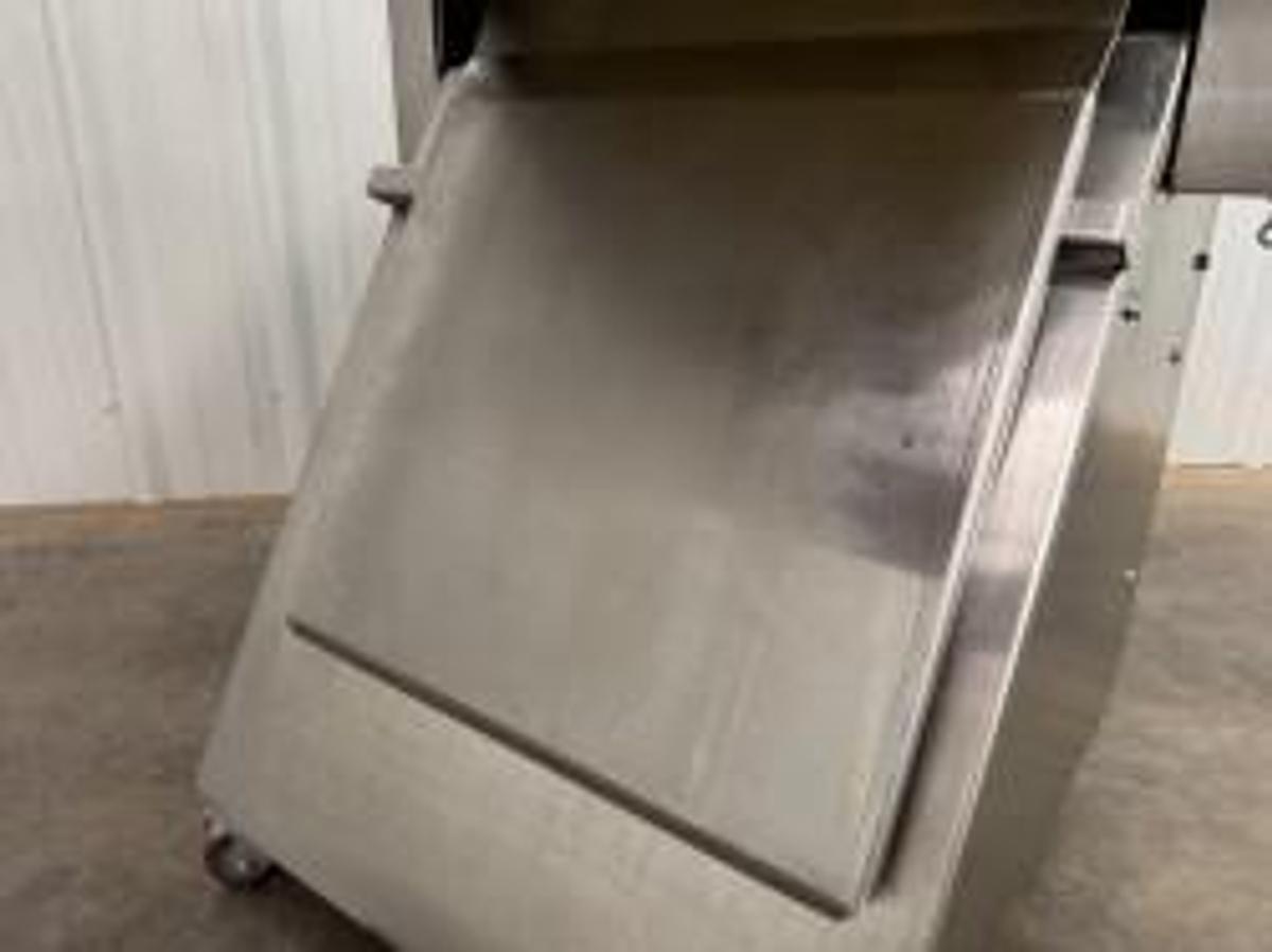 Used LVO SM24 24" Dough Sheeter