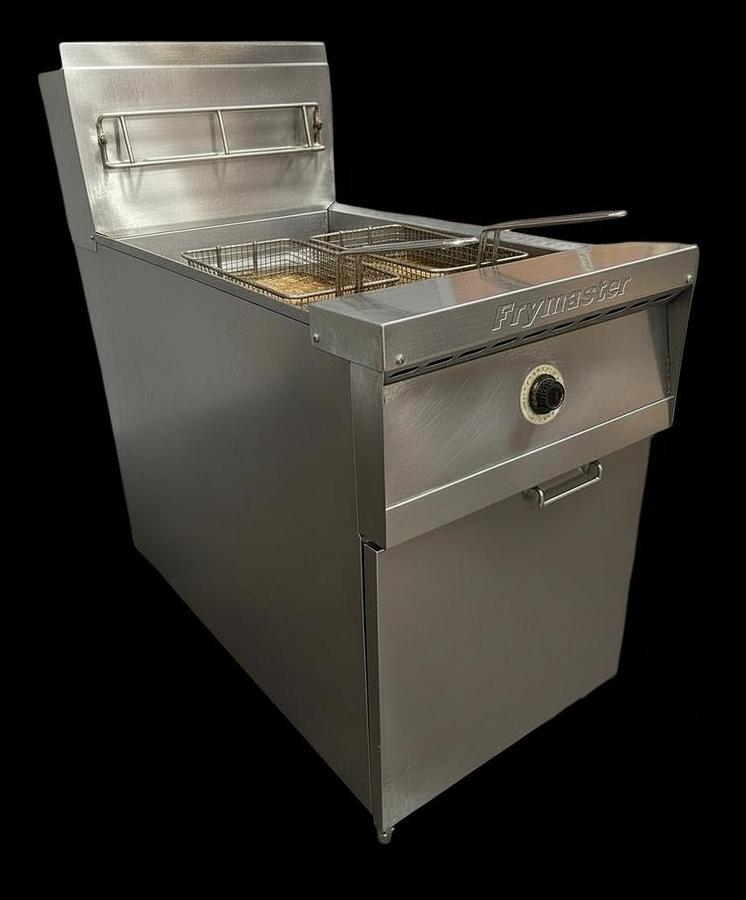 Used Frymaster 80 LB natural gas deep fryer  -150,000 btus
