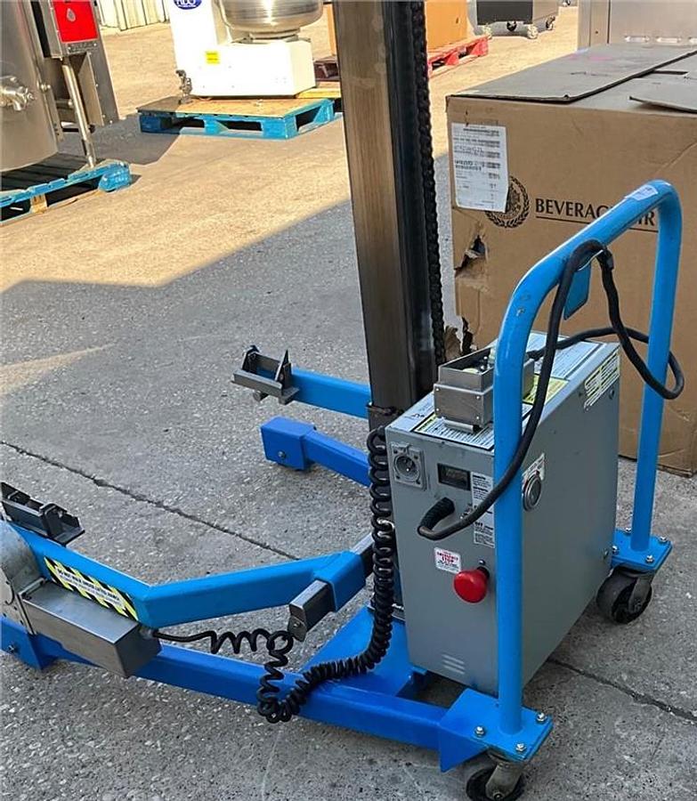 Used Savage Brother 0712HT bakery Bowl kettle lift -