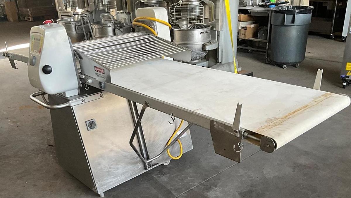 Used Rondo SFS611 butterfly laminator sheeter