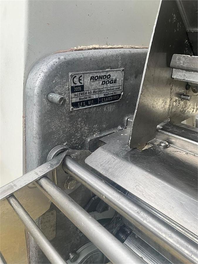 Used Rondo butterfly sheeter with flour duster