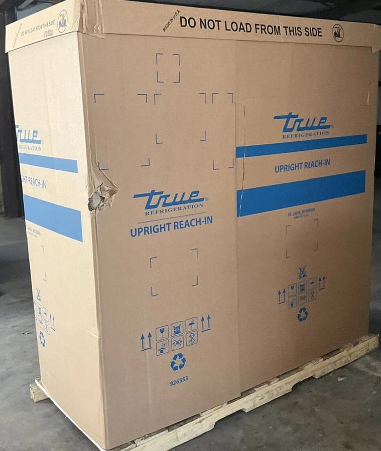 Used 2024 TRUE T-72-HC 3 door stainless steel refrigerator reach-in on casters T-72 - brand new clearance item
