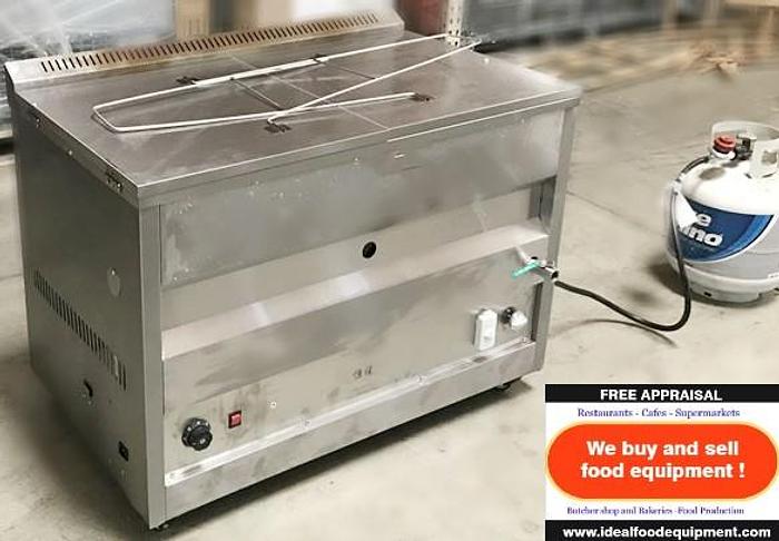 Used 60 litre thrmostat deep fryer - outdoor use only - great for fish - donuts - bulk frying