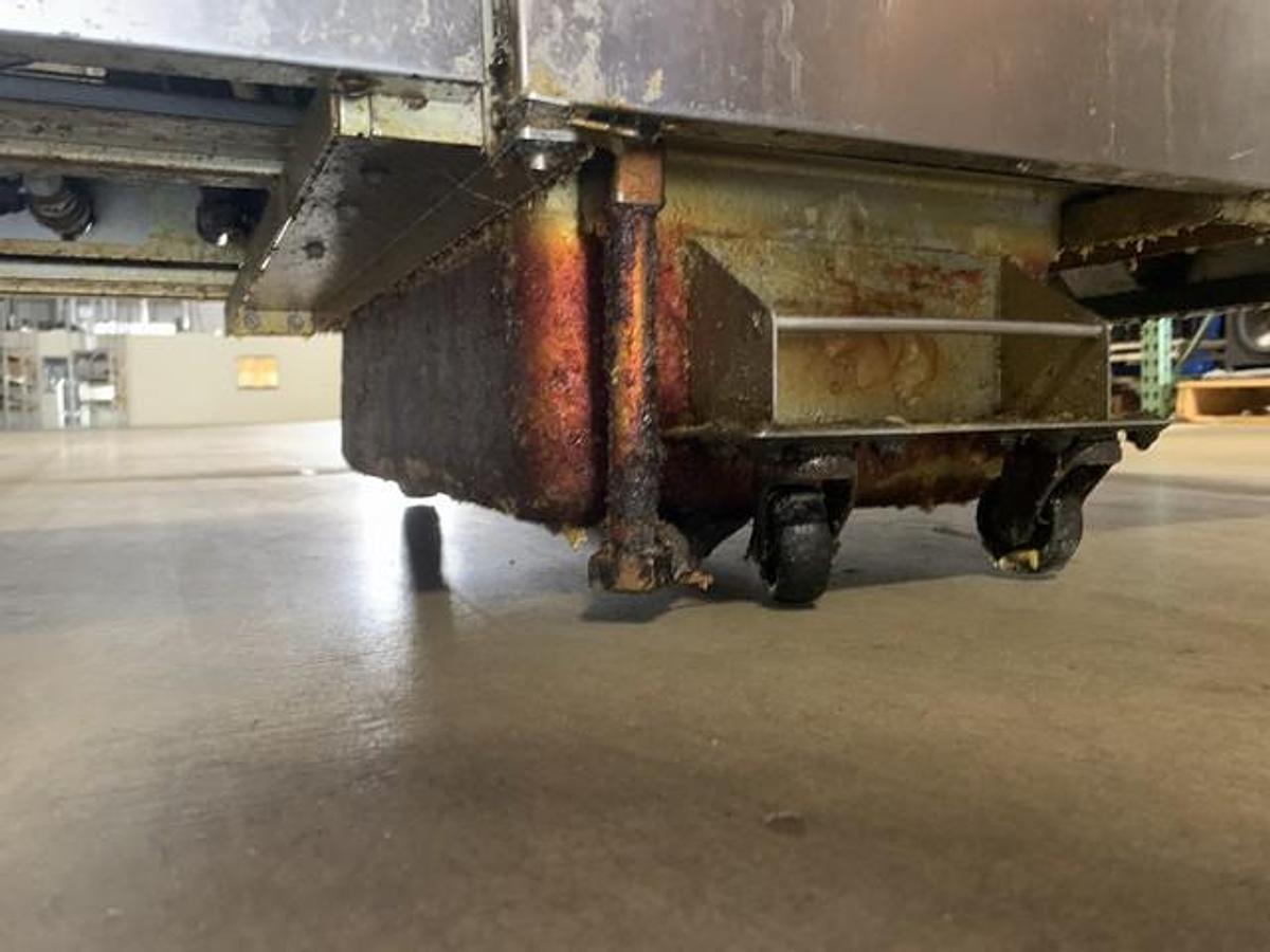 Used Henny Penny 3-Bay Fryer