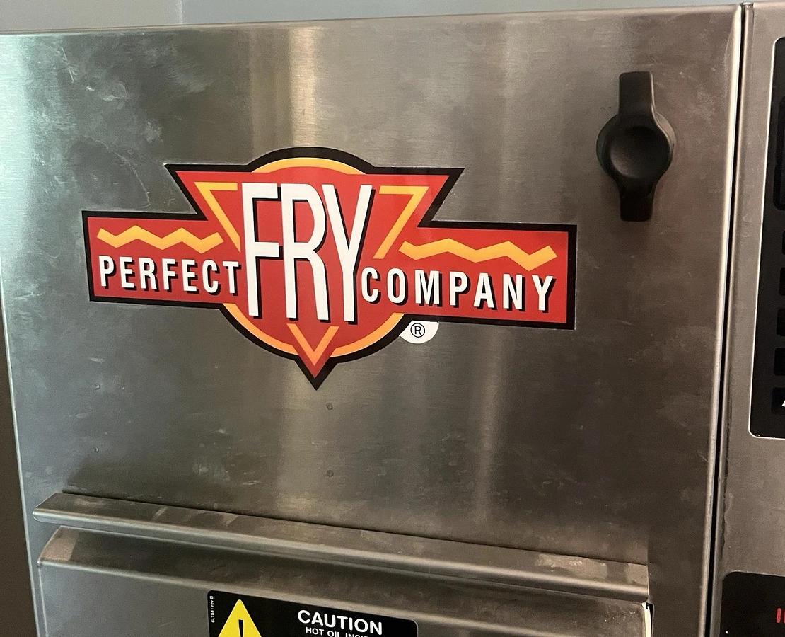 Refurbished Perfect Fry PFC570 Fully Automatic Ventless Deep Fryer - excellent condition