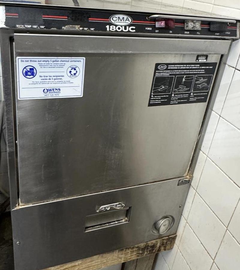 Used CMA 180CU HIGH TEMP UNDERCOUNTER DISHWASHER -C/W 6 RACKS