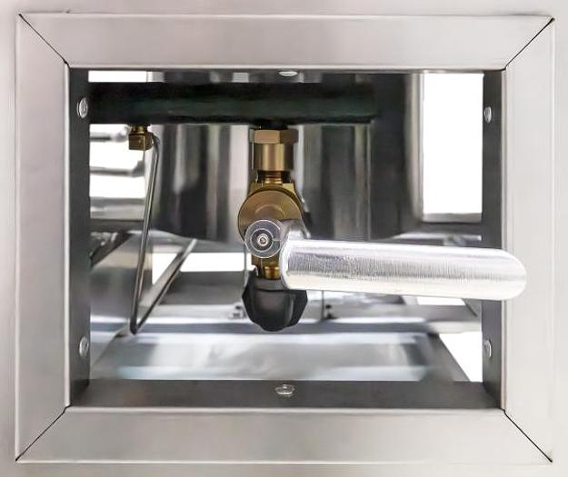 Two Chamber Wok Range with 2 x 13″ Rings, Backsplash, Faucet, 190,000 BTU – Natural Gas