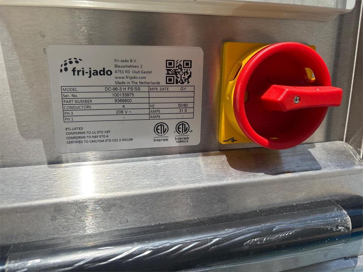 Used 2025 96” Frijado hot food merchandiser warmer - 3 available - NEVERY USED