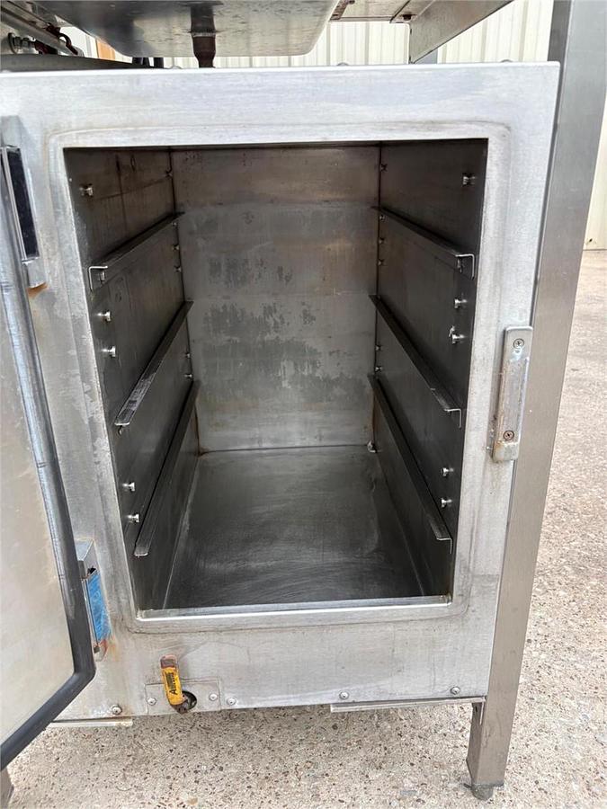 Used AccuTemp Doublestack (6) Pan Convection Steamer