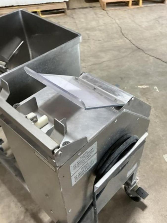 Used Clean Working Industrial Hollymatic HM-100 Mixer