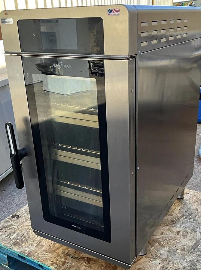 Used Alto-Shaam VMC-H4H Vector Deluxe Multi-Cook Oven electric (4) separate chamber 