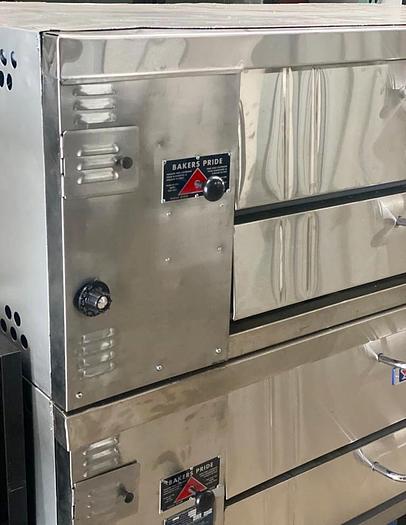 Used Y600 DOUBLE DECK GAS PIZZA OVENS