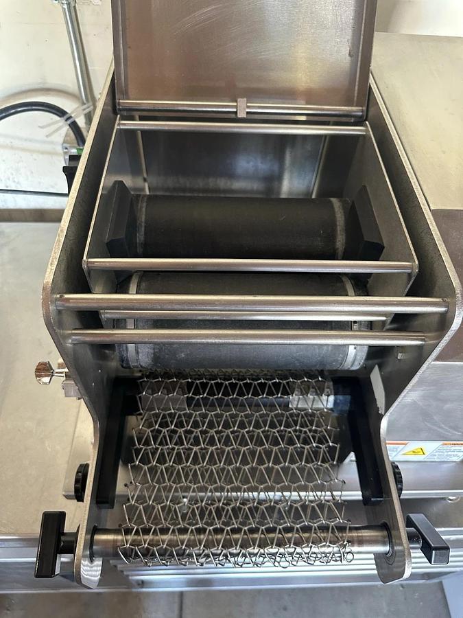 Refurbished Tortilla Masters TM105 Tabletop Tortilla Making Machine and New Cutter - SEE VIDEO